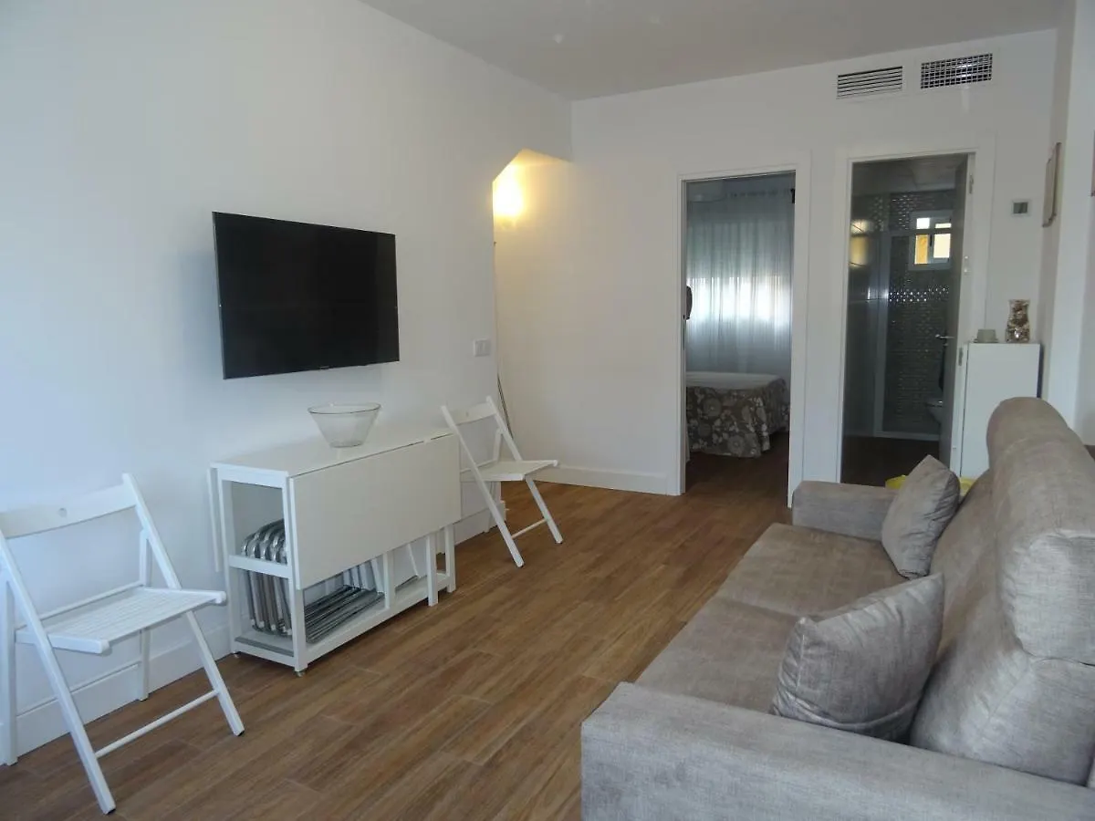 Carmen Apartamentos Málaga 0*,  Spanien